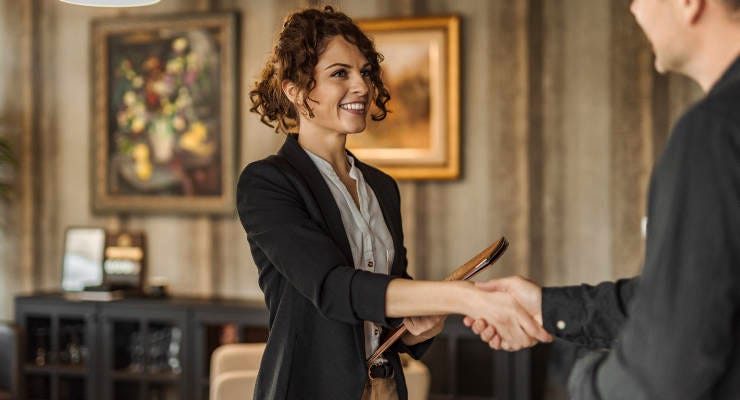 Market Education Matters in Real Estate Phone Outreach