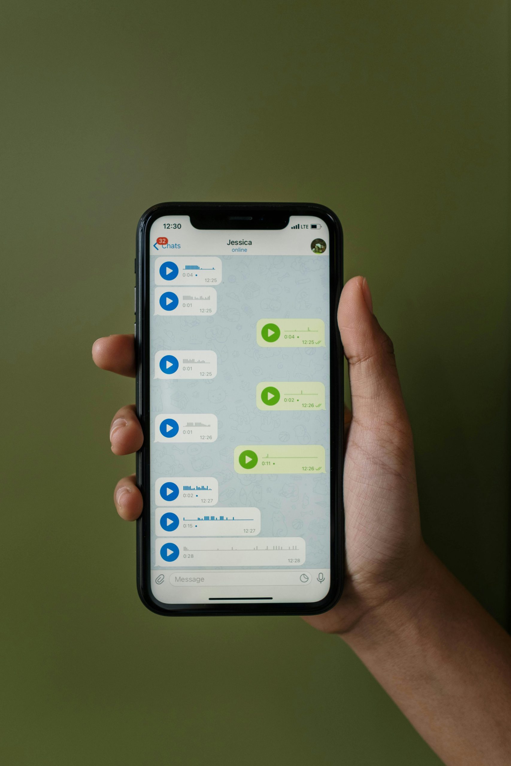 What Do WhatsApp Check Marks Mean? (1 Tick, 2 Ticks, Blue Ticks)