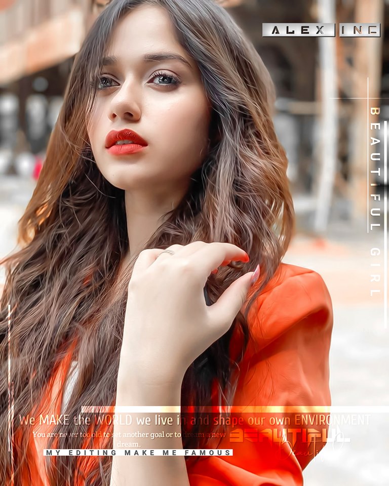 Girly D[z With Red Lips
